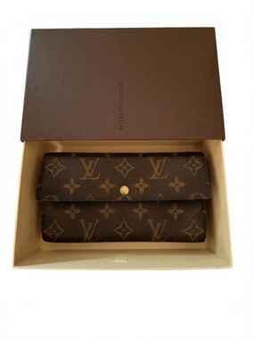 Louis Vuitton Sarah Wallet